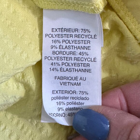 Vuori Villa Textured Short in Sunlight size Medium - Picture 6 of 6